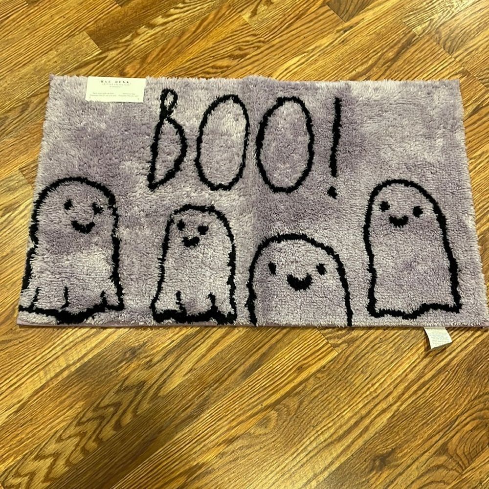 NWT Rae Dunn Halloween bath mat